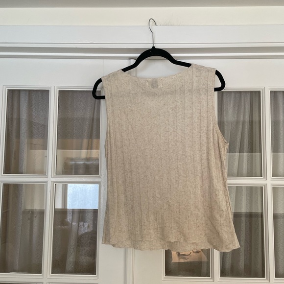 Dissh Ran Ribbed Knit Tank - Picture 6 of 10
